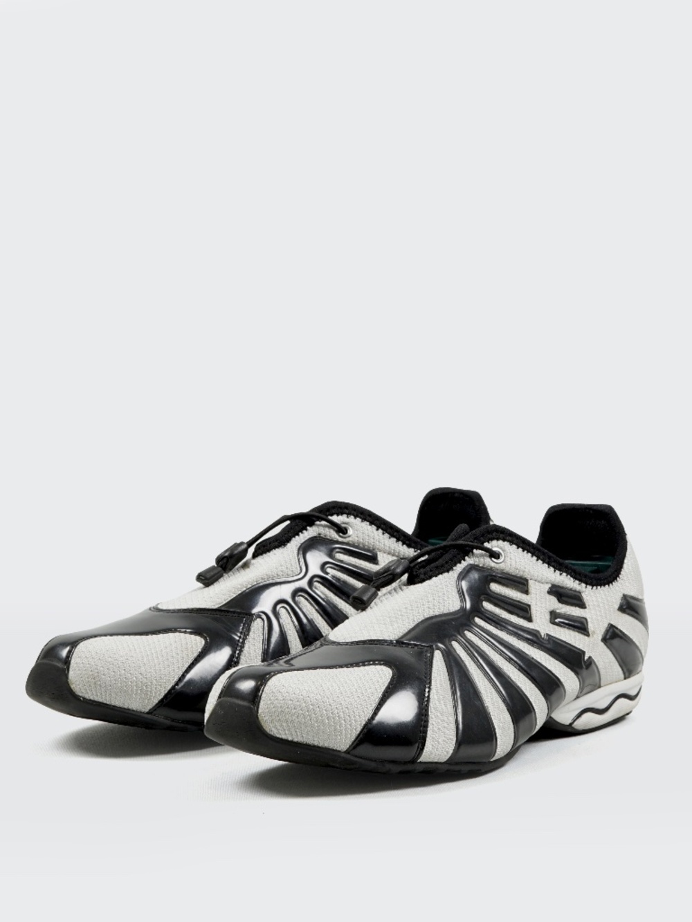Emporio Armani by Mizuno Low-Cut Designer Sneaker / Slip-On Drawcord Sneaker